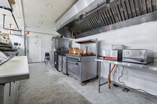 Hood line: range, convection oven and warming units