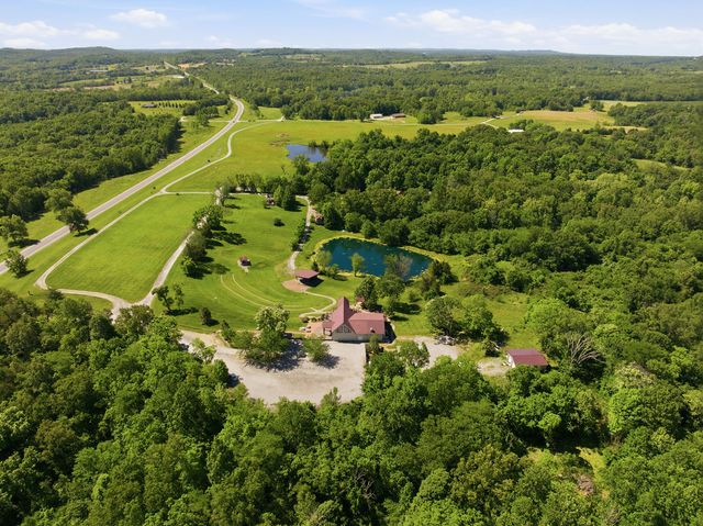 Gravel court, lodge and amphitheater